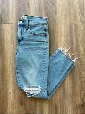 Madewell distressed Perfect Vintage jeans